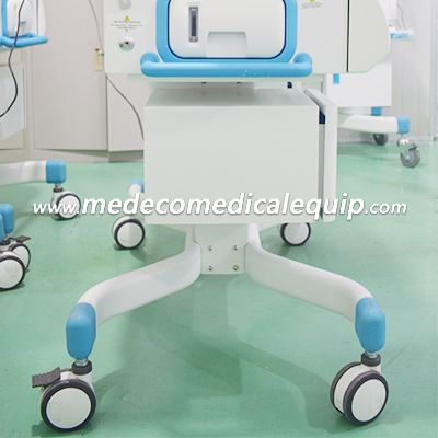 Medical Neonatal Incubator For Preterm Babies With Humidity Reservoir BIN3000B 